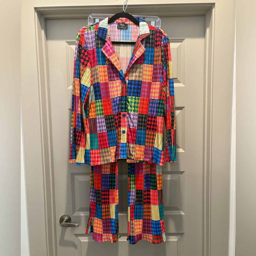 Dressed in LALA Long Sleeve Plissé Set in Fun House